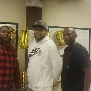 Meet your Posher, Derrick